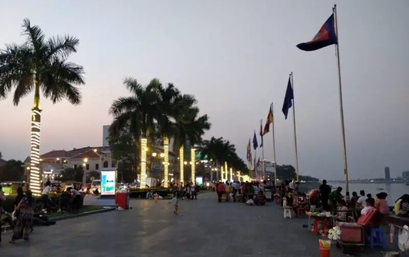 Phnom Penh to Mumbai, With Cycle! (The easy way to transport your cycle via flights)